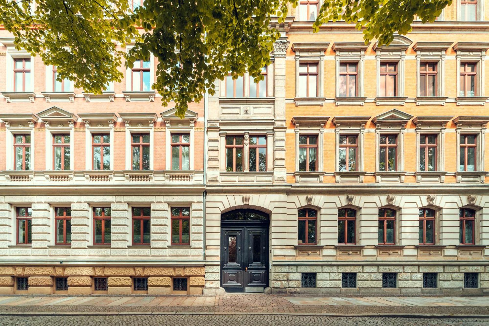 Gemuetliche Dachgeschosswohnung -Waldstrassenviertel Leipzig Exterior photo